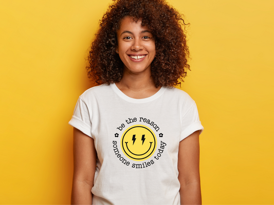 Retro Smiley Face Gift Set โ T-Shirt + Cozy Slippers