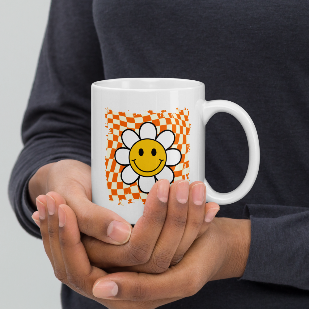 Smiley Daisy Checkered Mug | 11oz or 15oz