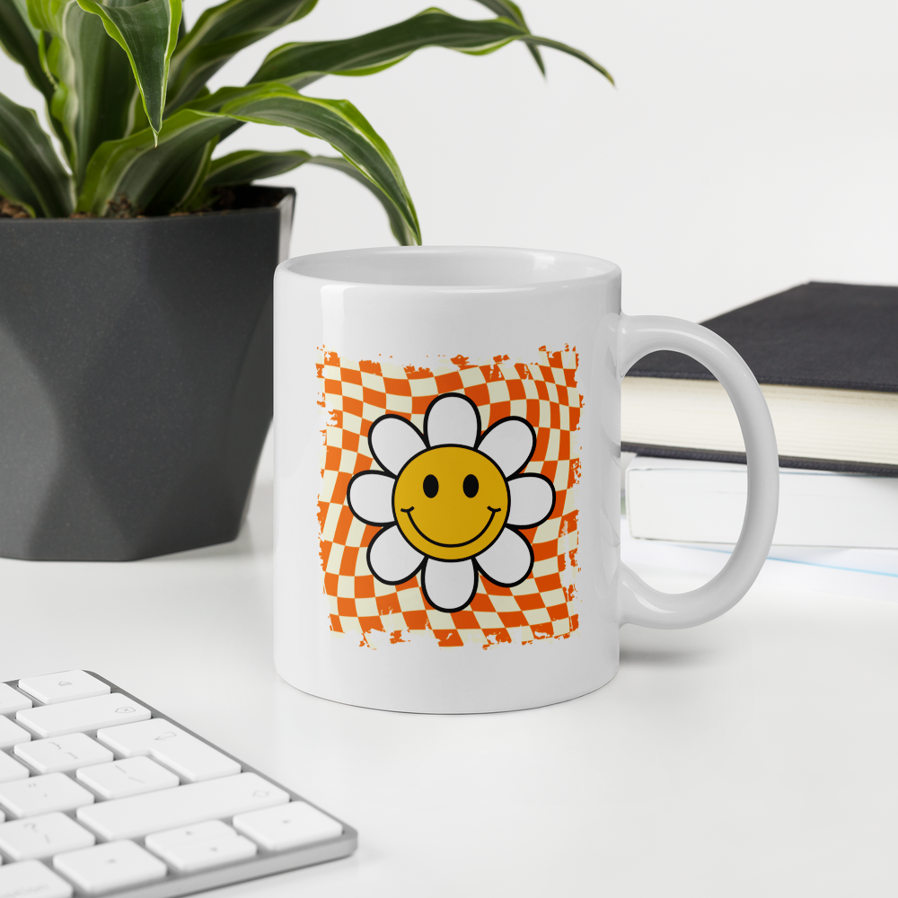 Smiley Daisy Checkered Mug | 11oz or 15oz