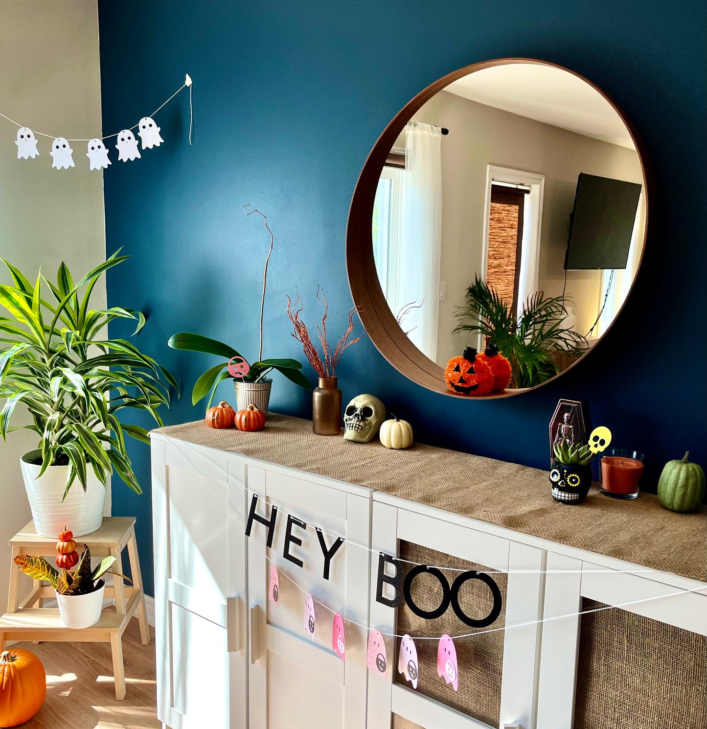 Trick-or-Treatin' Ghosts Banner