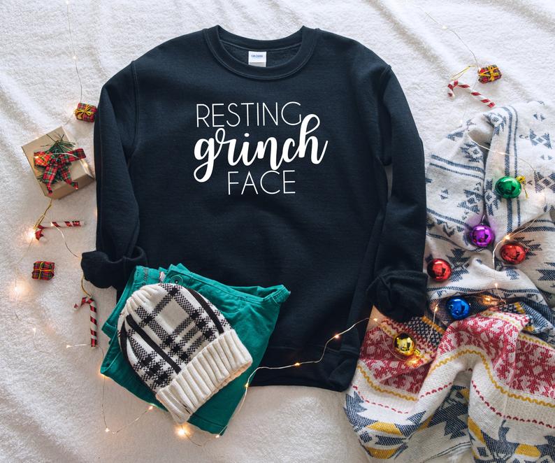 Resting Grinch Face Holiday Gift Set